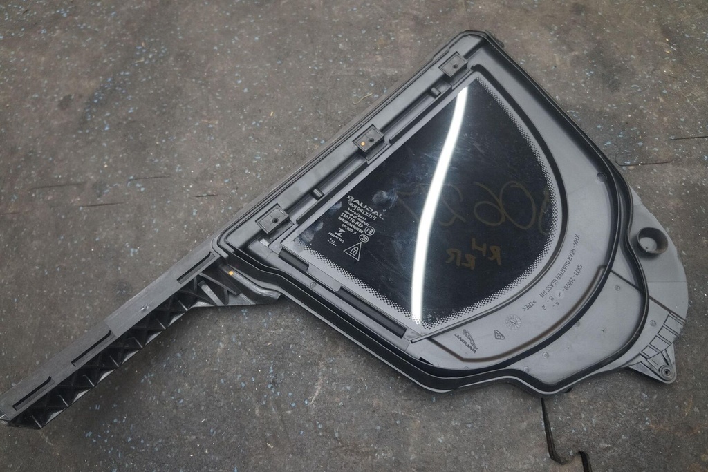 Jaguar XJ Rear Right Passenger Side Door Vent
