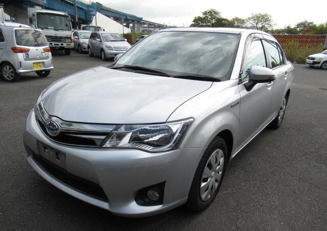 Toyota Corolla Axio (Hybrid) - 2014