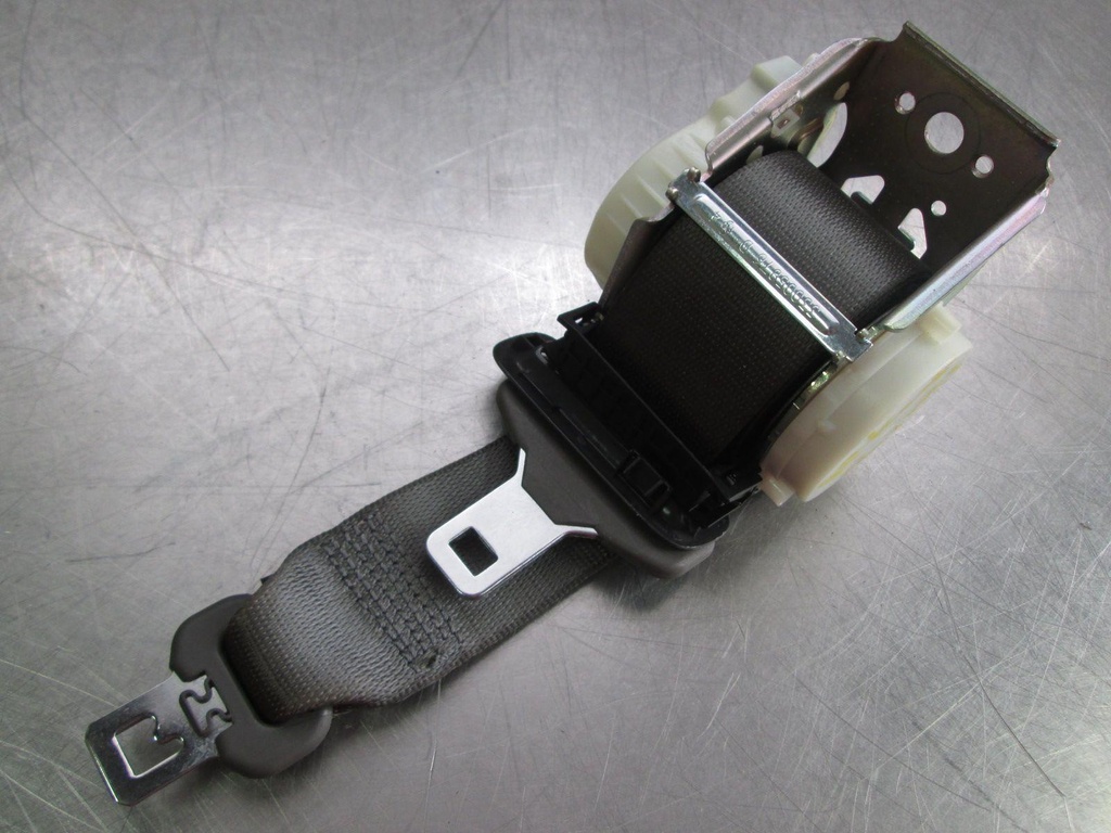 Jaguar XF - Center Rear Seat Belt Retractor Assembly Oyster