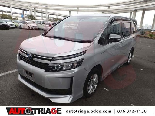 TOYOTA VOXY HYBRID - 2017