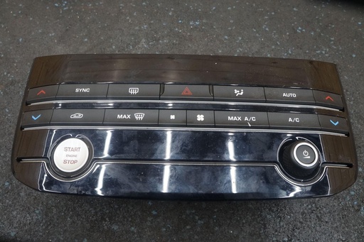 Jaguar F-Pace Dashboard Control Switch Panel (Heat AC Climate Dual Zone)